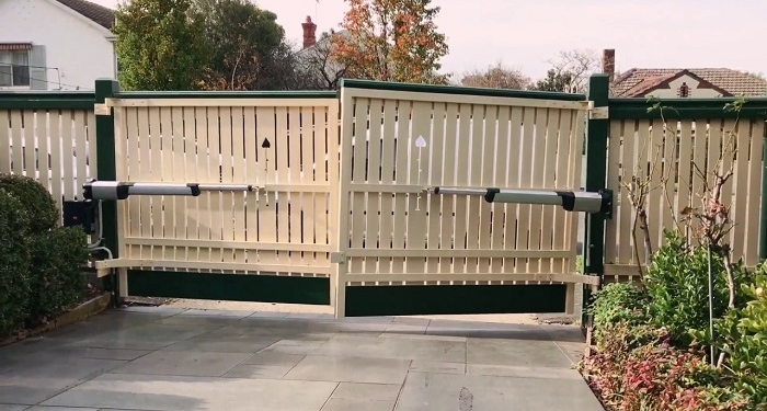 How to choose automation for swing gates