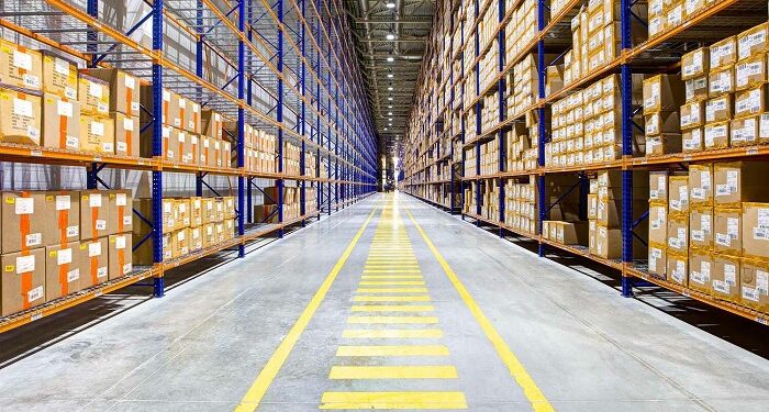 Effective warehouse solutions to optimize business operations: advantages and features