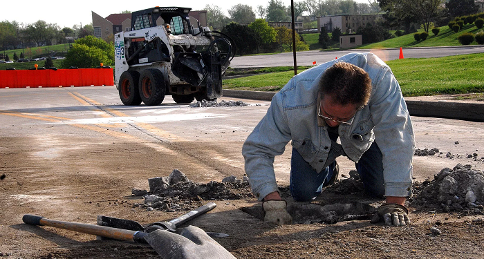 Pothole repair service in Ipswich: advantages and description