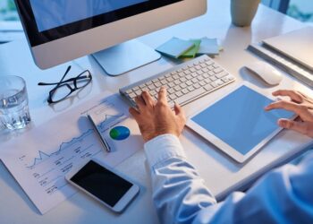 What does AvaHost hosting provider offer: advantages and relevance of services