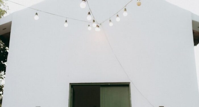 Wedding traditions, modern ceremonies in Los Angeles