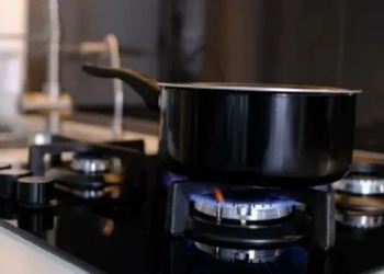 Causes of uneven heat distribution in a gas furnace and step-by-step repair instructions